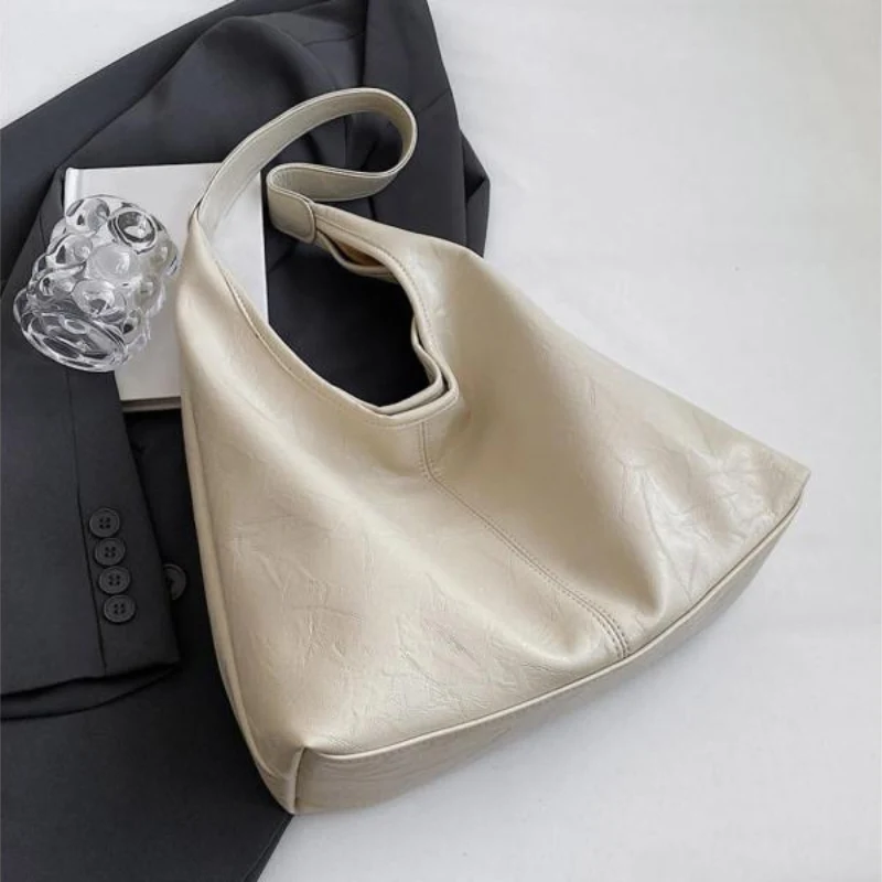 Halbrunde Umhängetasche Damen aus Kunstleder im Vintage-Look – Geräumige Crossbody Bag für Alltag und Ausgehen