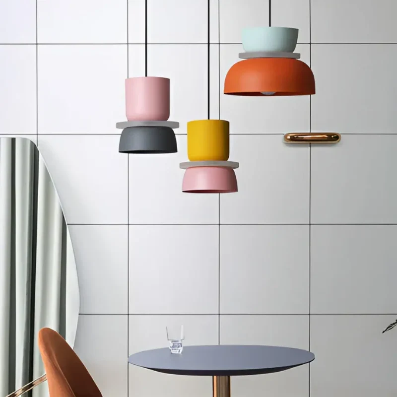 Bunte Glas-LED-Pendelleuchte für Esstisch und Wohnzimmer – Modernes Design, energieeffizient