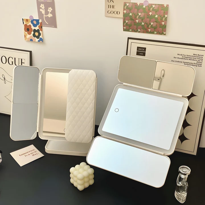LED Kosmetikspiegel mit 3 Beleuchtungsmodi und Vergrößerung – Faltbar und USB-C Wiederaufladbar, Spiegel zum Schminken