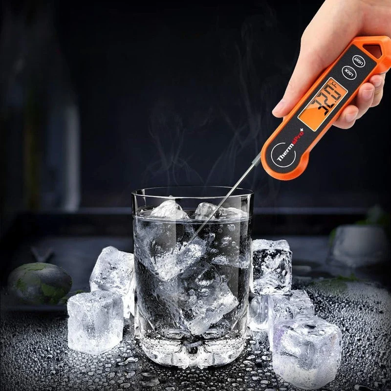 Digitales Fleischthermometer mit wasserabweisendem Design und Bewegungssensor – präzise Temperaturmessung beim Grillen und Kochen