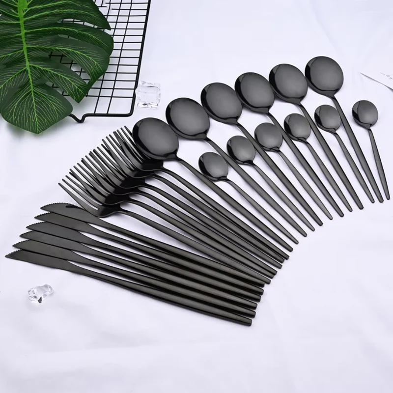 24-teiliges schwarzes Edelstahl-Besteckset für 4 Personen – Modernes Design, spülmaschinenfest