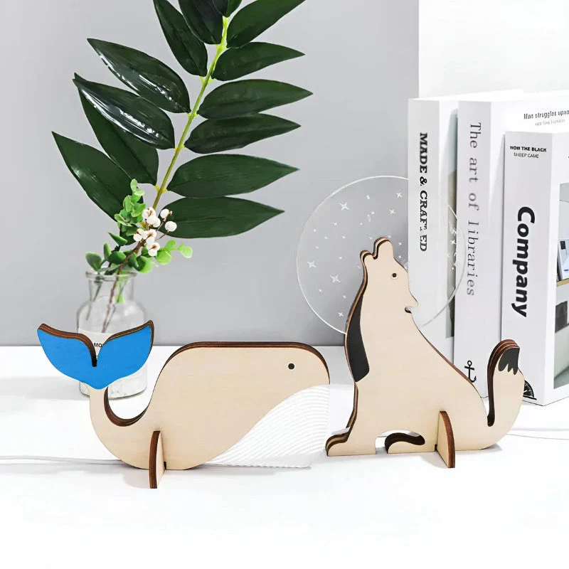 Holz-Tischleuchte mit Tiermotiven – USB-LED-Nachttischlampe fürs Kinderzimmer, dimmbares Licht, Acryl und Holz, Touch-Schalter