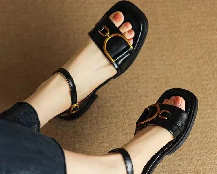 Amara | Schnallensandalen™