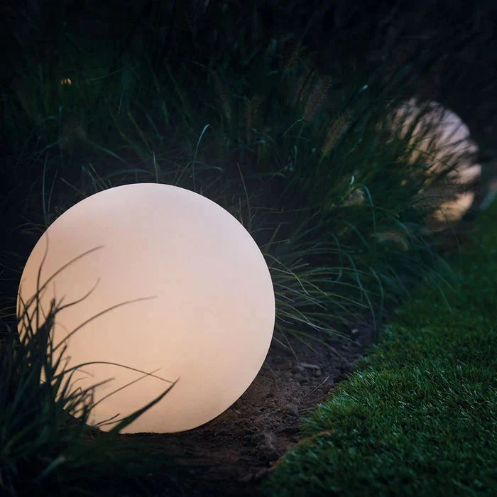 Solar Kugel Gartenbeleuchtung mit 16 Farben und Fernbedienung – LED Gartenleuchte für Innen und Außen