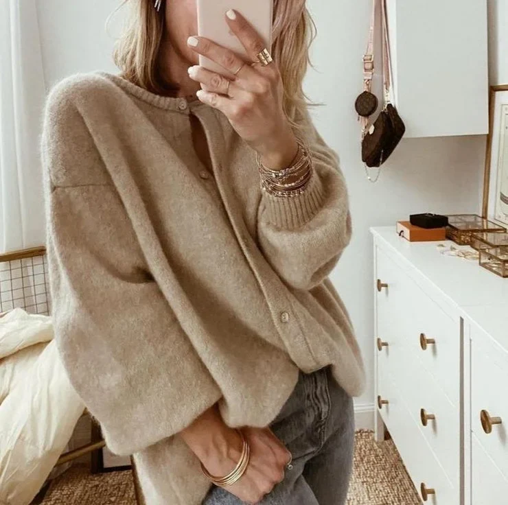 Damen Strickjacke mit Knopfleiste in Beige Übergröße