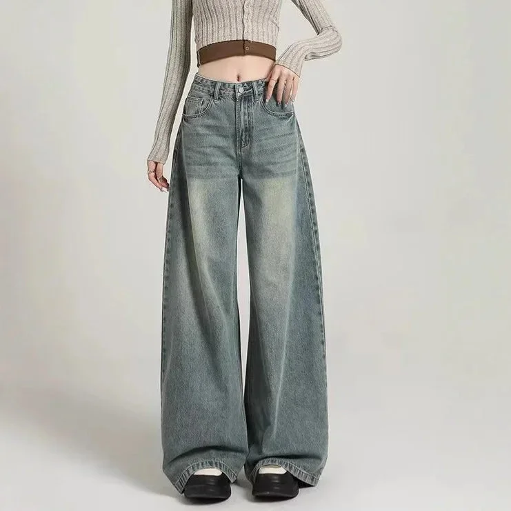 Weite Damenjeans im Washed-Look mit hoher Taille