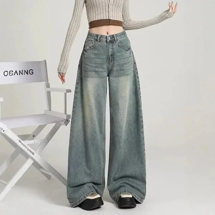 Weite Damenjeans im Washed-Look mit hoher Taille
