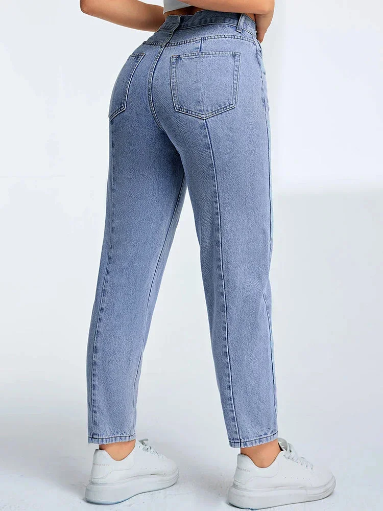 Damen High-Waist Mom Jeans in Hellblau