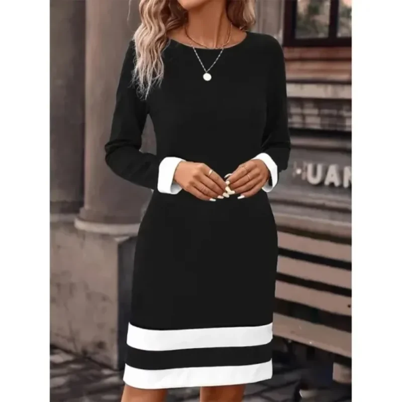 Minikleid für Damen mit kontrastierenden Streifen und langen Ärmeln