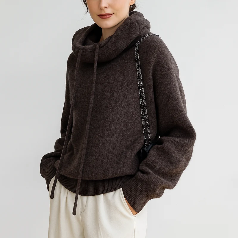 Strick-Hoodie mit Relaxed Fit – Weiter Rollkragen – Lässige Eleganz für jeden Tag