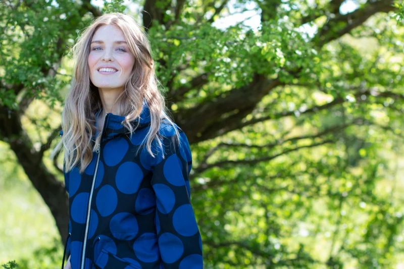 Danefae Marianne Softshell Regenjas Dames Zwart Blauwe Stip Laatste maat XS