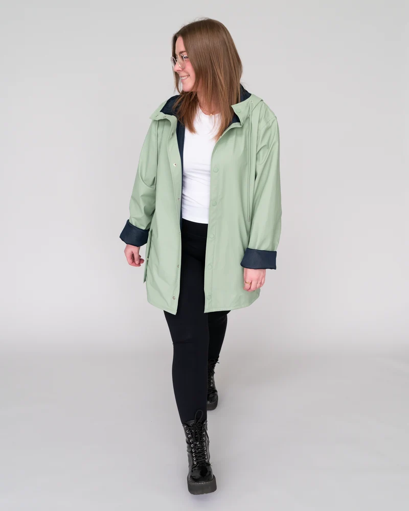 Regenjacke (mit Kapuze)
