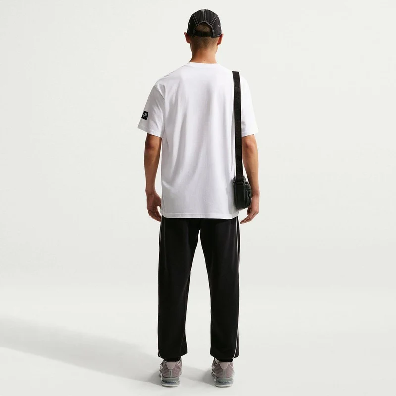 NIKE Herren Shirt U NSW TEE LSE AIR