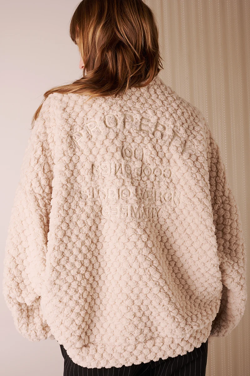 Sweater Property in beige