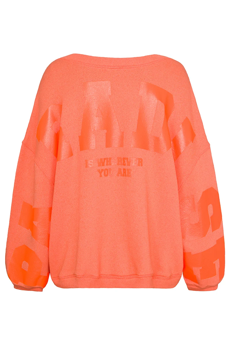 Oversized Sweater Paradise in salmon