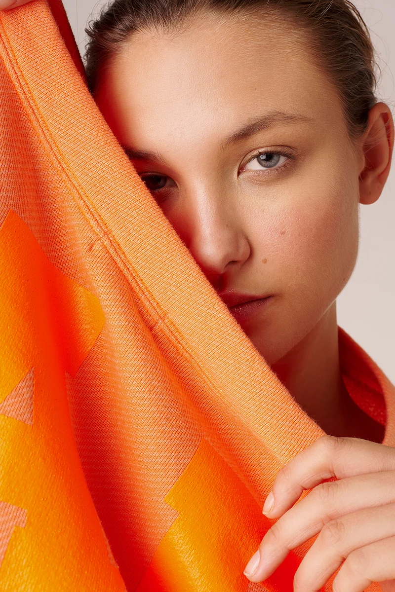 Oversized Sweater Paradise in salmon