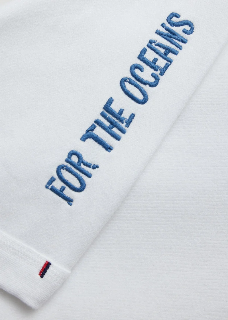 Activist White & Blue