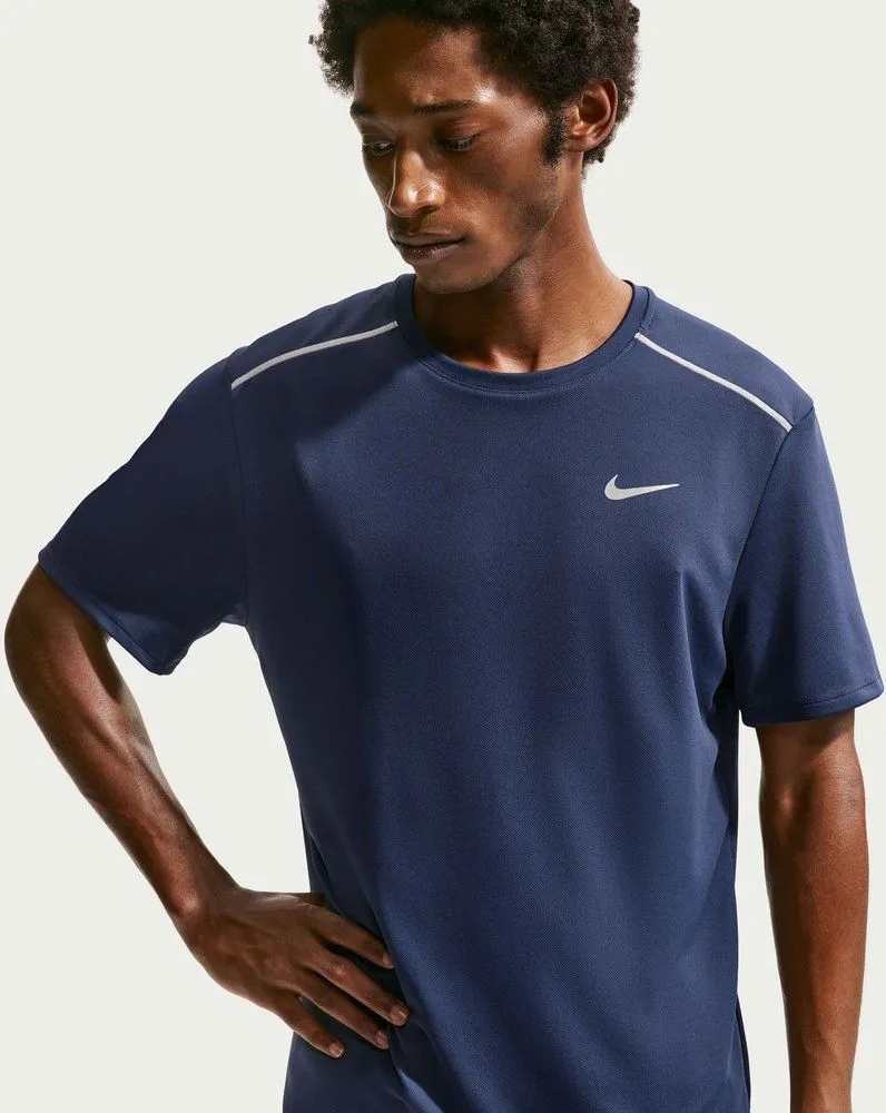 NIKE Herren T-Shirt Miler