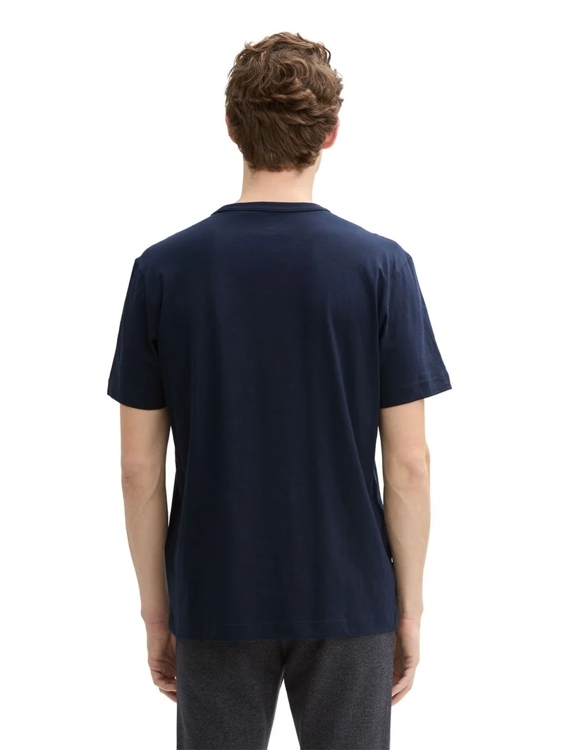 t-shirt with print