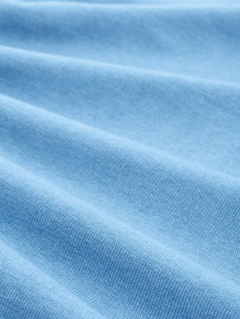 sweater basic v-neck