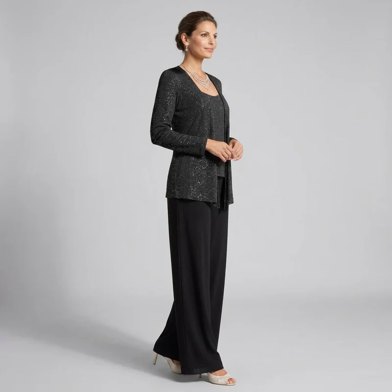 Dreiteiliger Hosenanzug für Damen als Hochzeitsgast mit weiter Hose und Pailletten Spitze