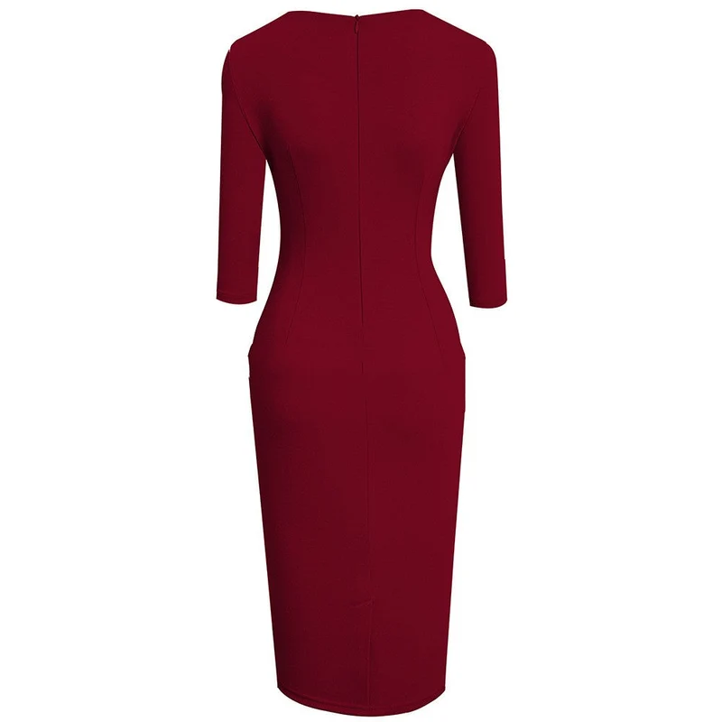 Elegantes Midikleid mit Drapierung und 3/4 Ärmeln