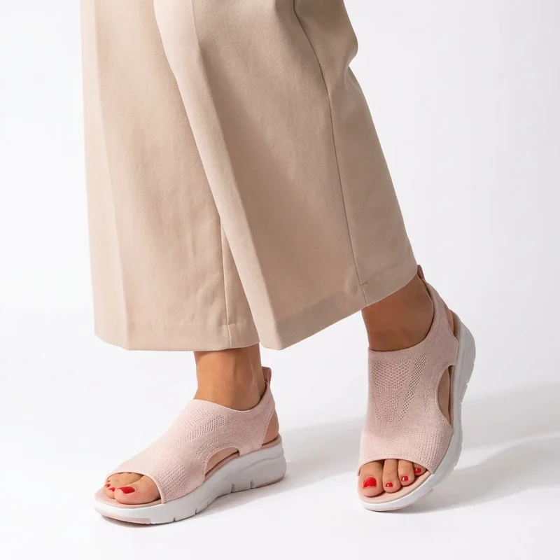 Komfort Plateau-Sandalen für Damen in bequemer Weite mit dicker Sohle und sportlichem Design