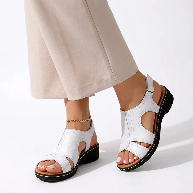 Komfort Sandalen für Damen in Weite H mit Keilabsatz und hinten offenem Design