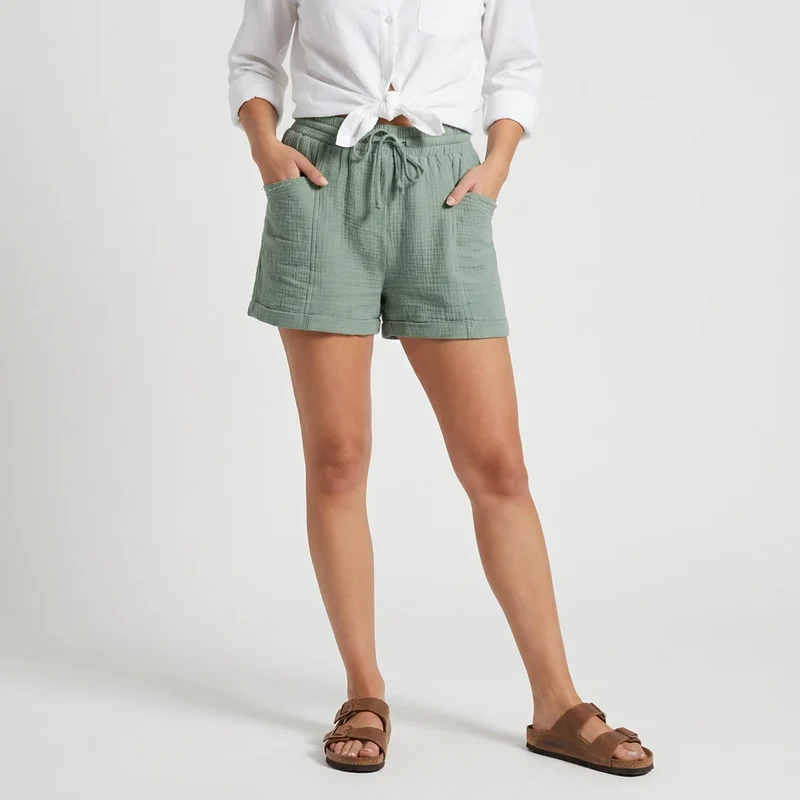 Leichte kurze Shorts für Damen mit Gummizug im weiten Schnitt