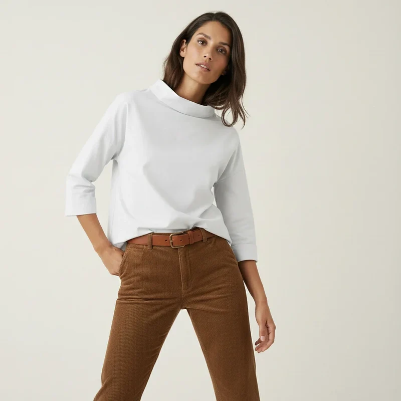 Bluse für Damen mit weitem Stehkragen in geradem Schnitt und 3/4-Ärmeln