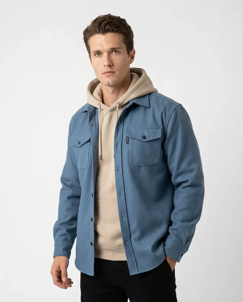 Hemdjacke für Herren mit Klappen-Brusttaschen und einfarbigem Pastellton