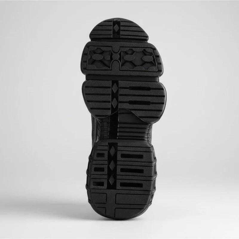 Leichte sportliche Sicherheitsschuhe im Sneaker-Stil