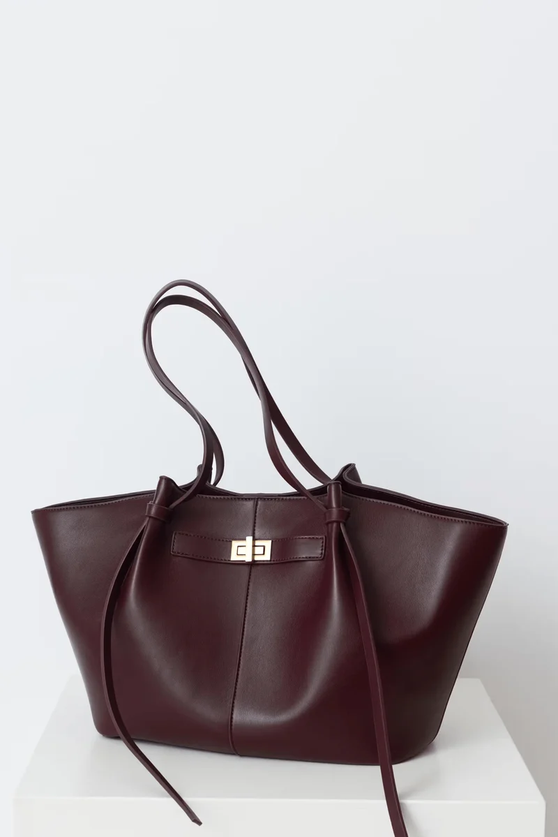 Große Damen Shopper Tasche mit Henkel und goldenem Drehverschluss