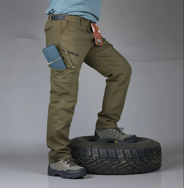 Hose für Herren mit vielen Taschen und Gummizug im geraden Schnitt