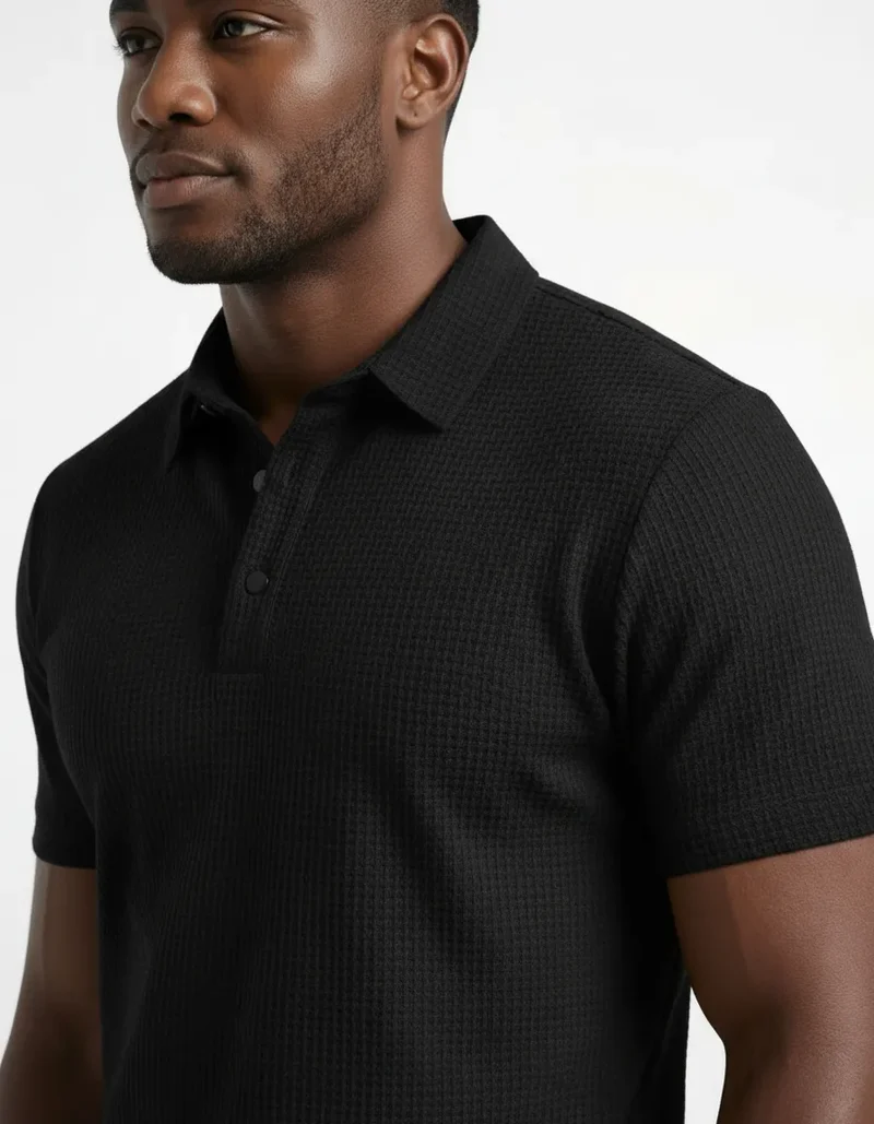 T-Shirt für Herren mit halber Knopfleiste und Polokragen