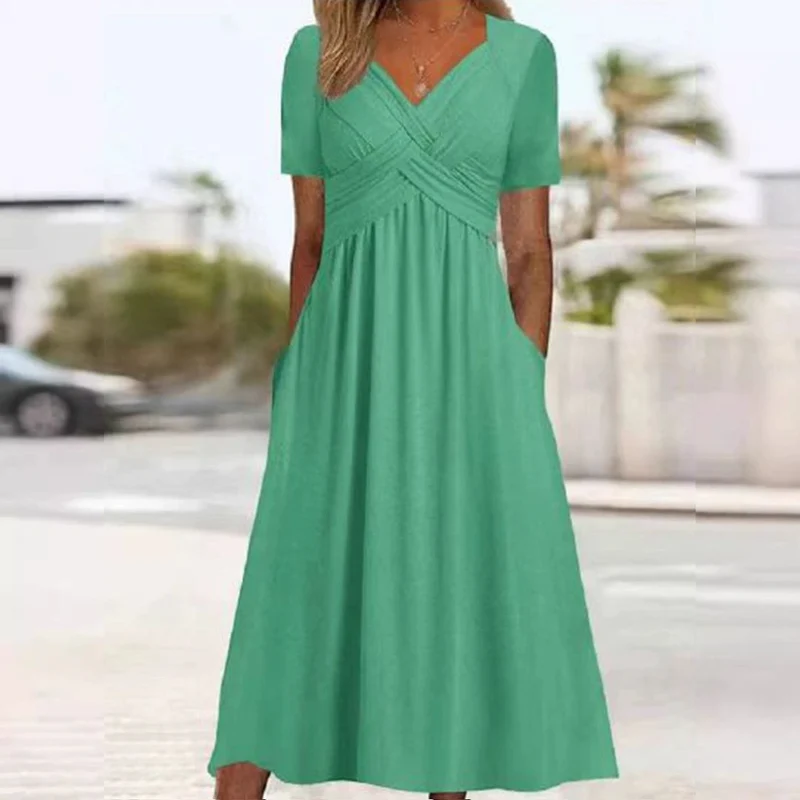 Hainah | V-Ausschnitt Schmeichelndes Kleid