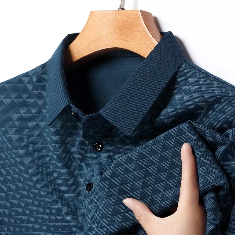Traditionelles Poloshirt