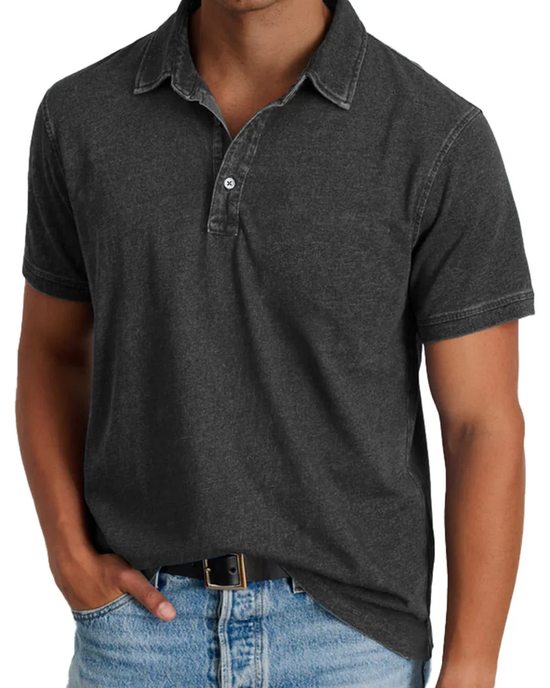 Legeres Herrenpolo