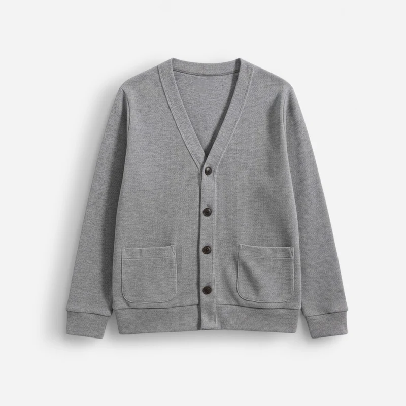 Herren Strickjacke mit V-Ausschnitt und aufgesetzten Seitentaschen – einfarbig