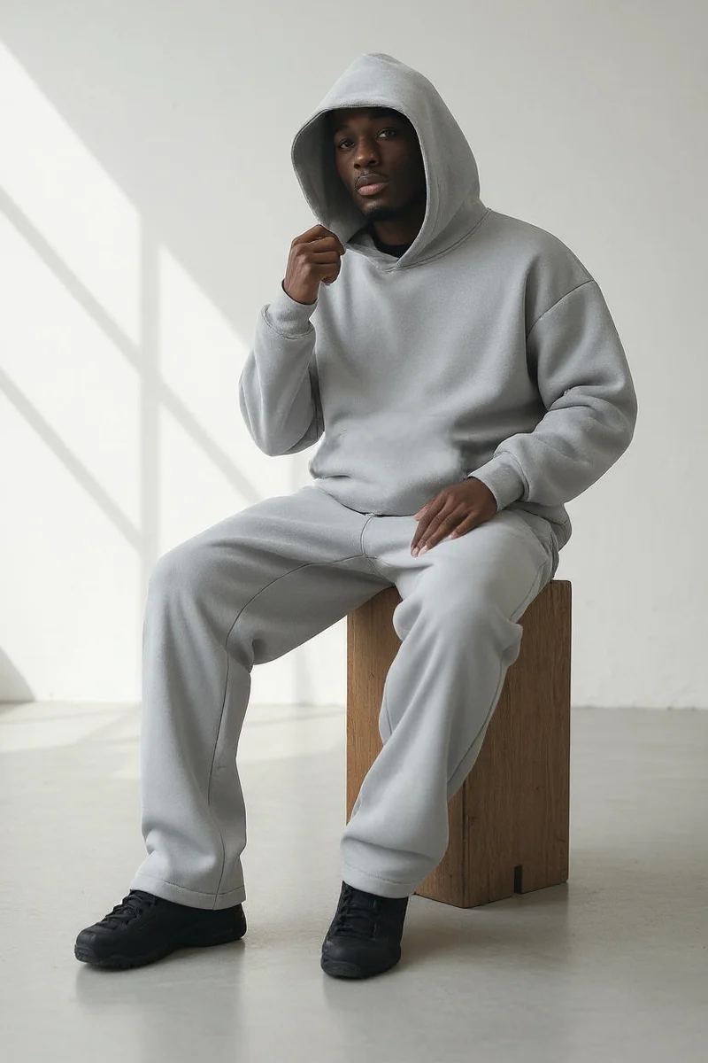 Oversized Loungewear Set für Herren mit Kapuzen Sweatshirt und Jogginghose