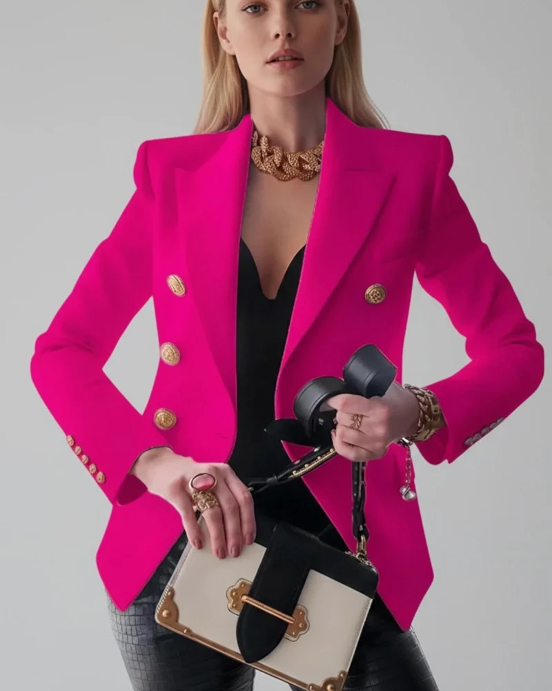 Taillierter eleganter Blazer für Damen mit goldenen Knöpfen
