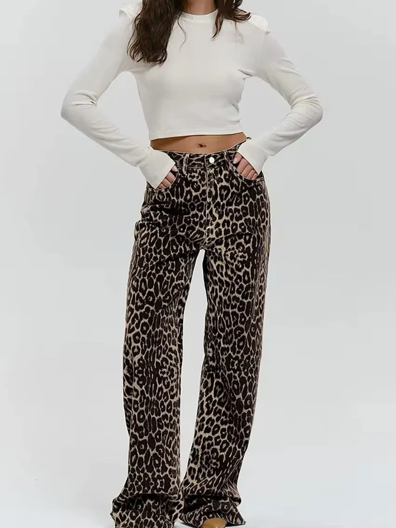 Damen Jeans | Gerade Ausführung mit strukturierter Musteroberfläche