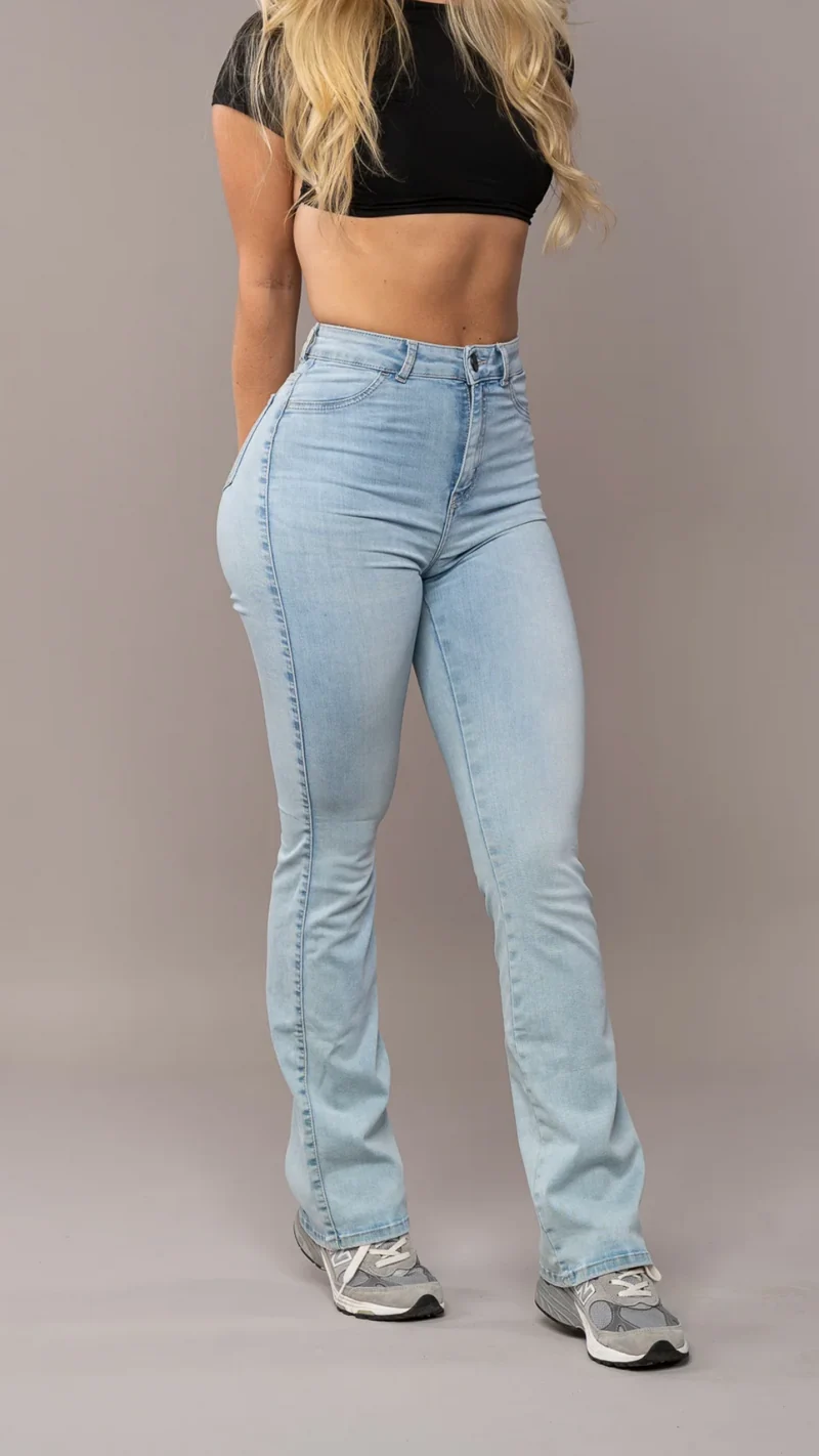 Damen Jeans | Ausgestellter Beinverlauf