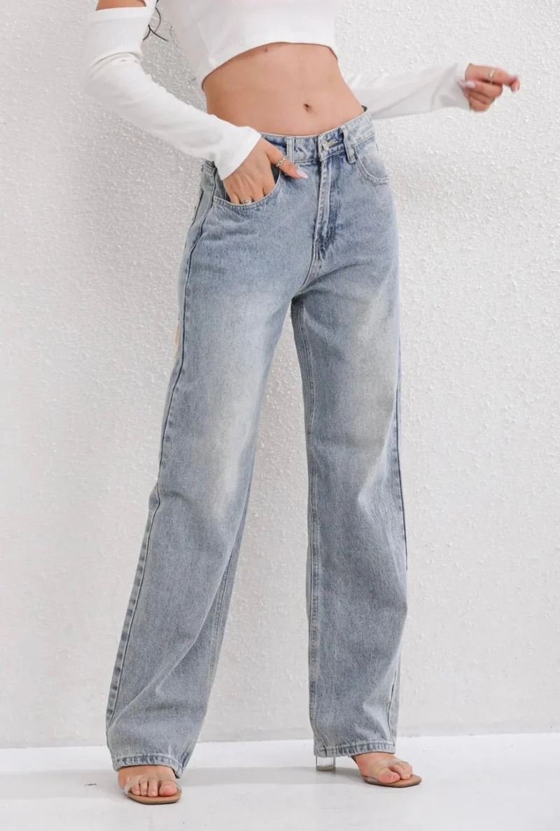 Damen Jeans | Ausführung mit strukturierten Oberflächenelementen