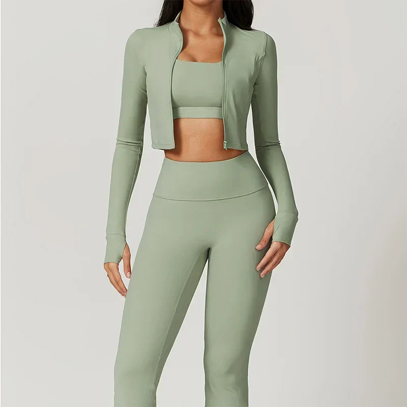 Damen Sportset | Dreiteilige Ausführung mit Weste, Oberteil und Hose