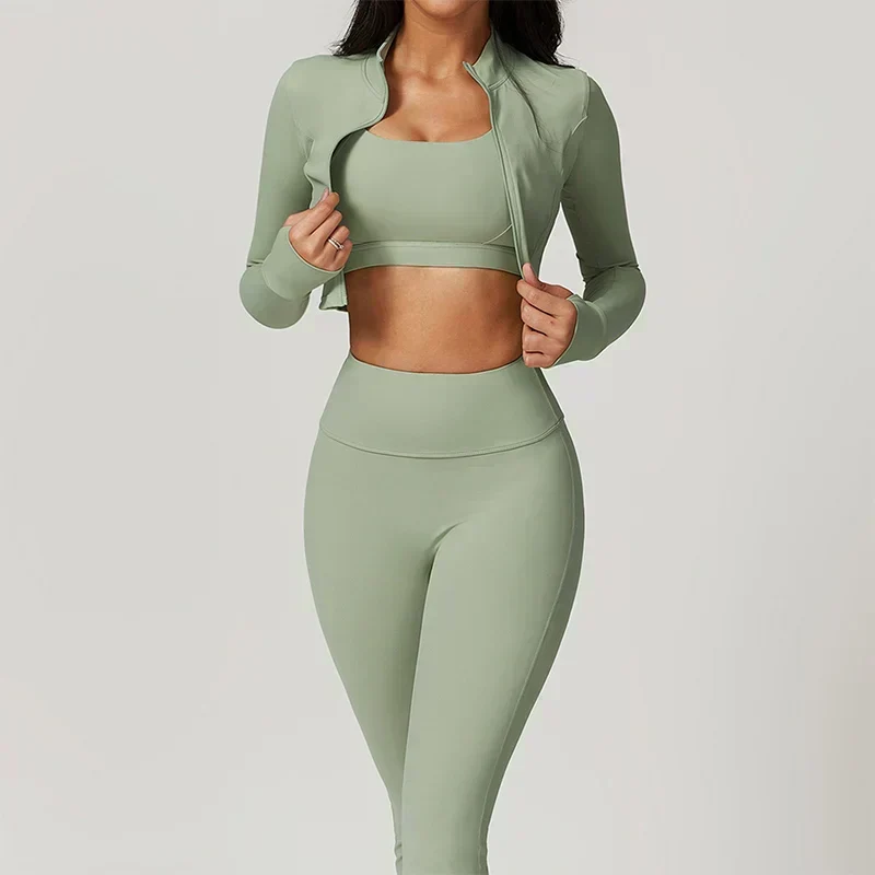 Damen Sportset | Dreiteilige Ausführung mit Weste, Oberteil und Hose