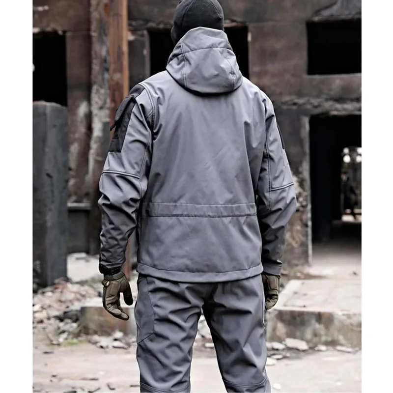 Herren Outdoor-Set | Vielseitige Kombination funktionaler Teile