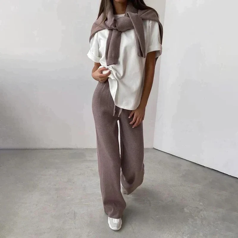 Damen Lounge-Set | Oberteil und Hose mit klarer Form