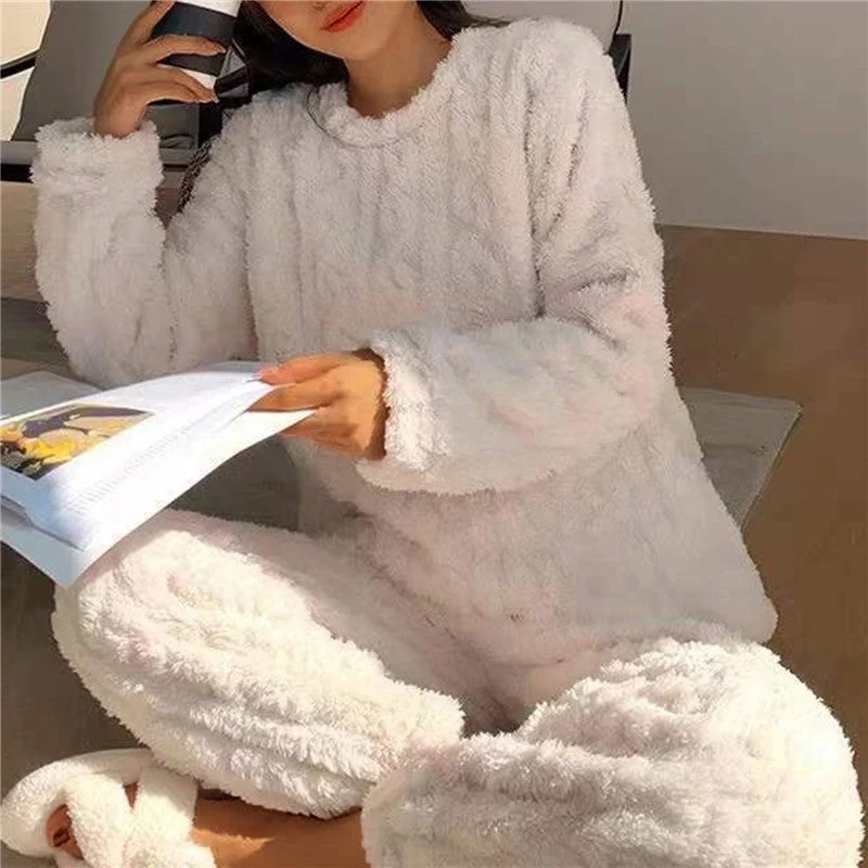 Damen Pyjama-Set | zweiteilig mit Oberteil und Hose