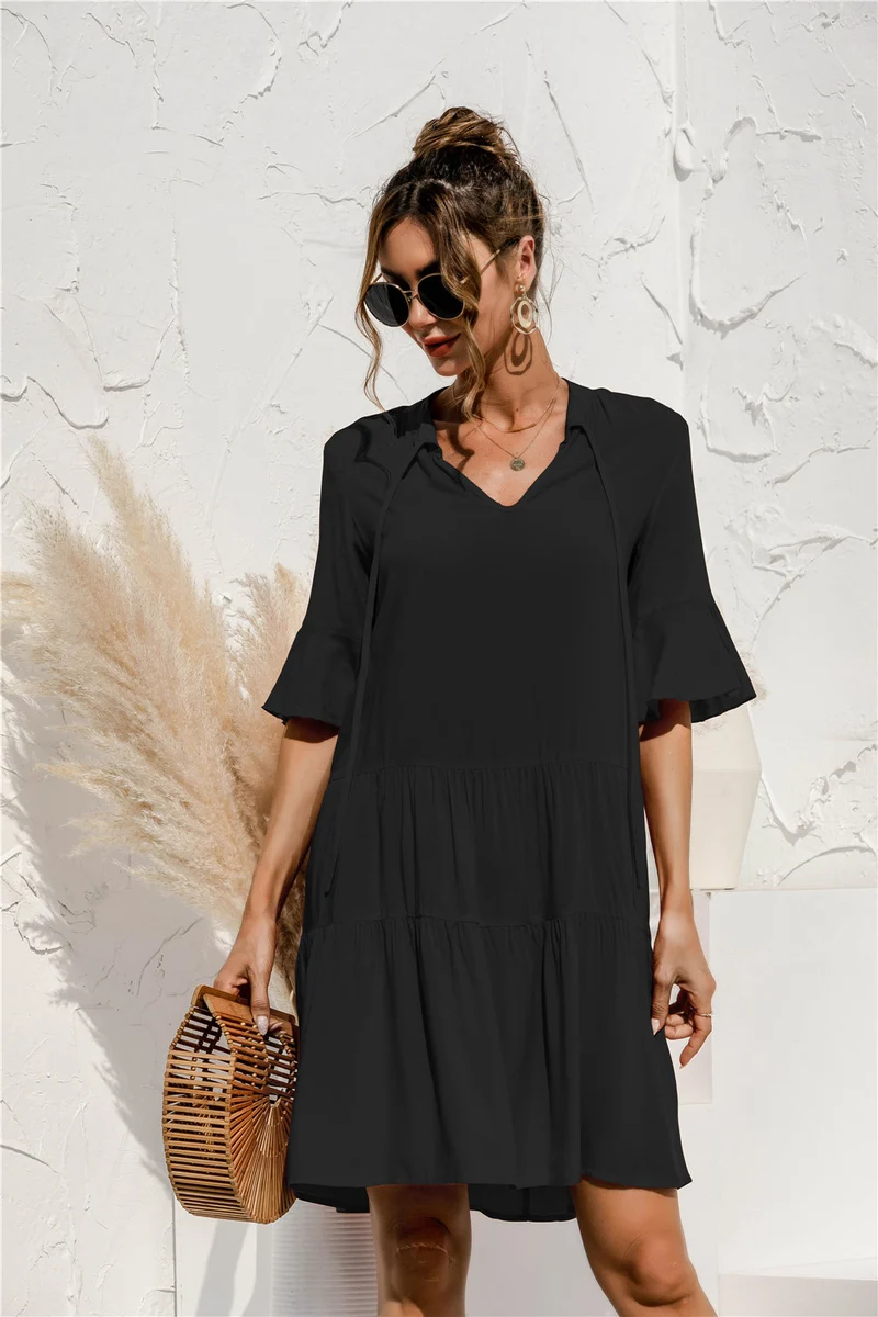 Damen Kleid Mini | tiefe Taille und gleichmäßige Schnittführung